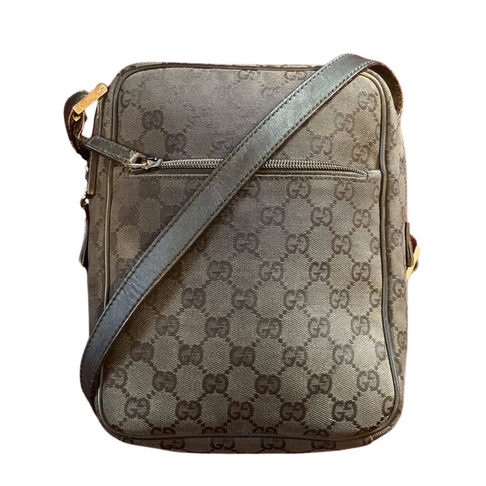 GUCCI GG Supreme Canvas Shoulder Bag
